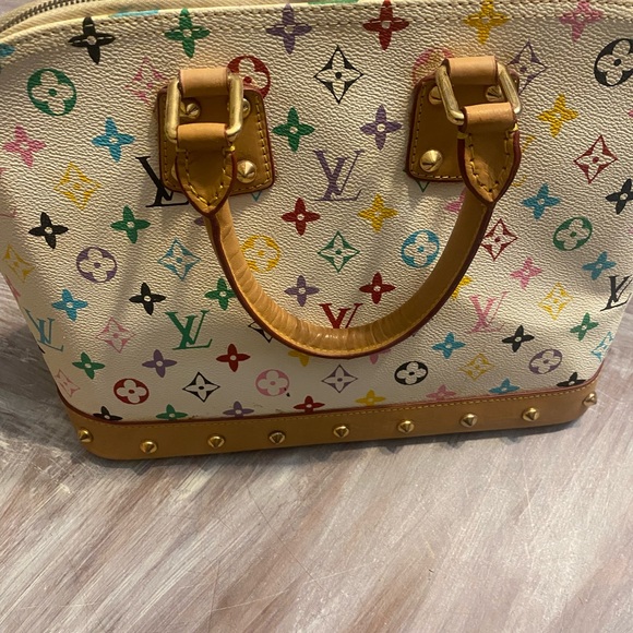 Fun Handbag - Picture 5 of 8